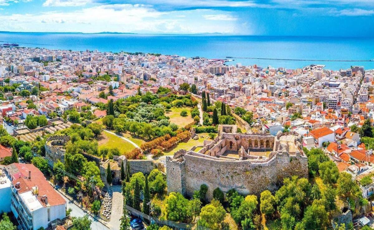 Patras Cozy Nest In The Vibrant City Center Luaran gambar