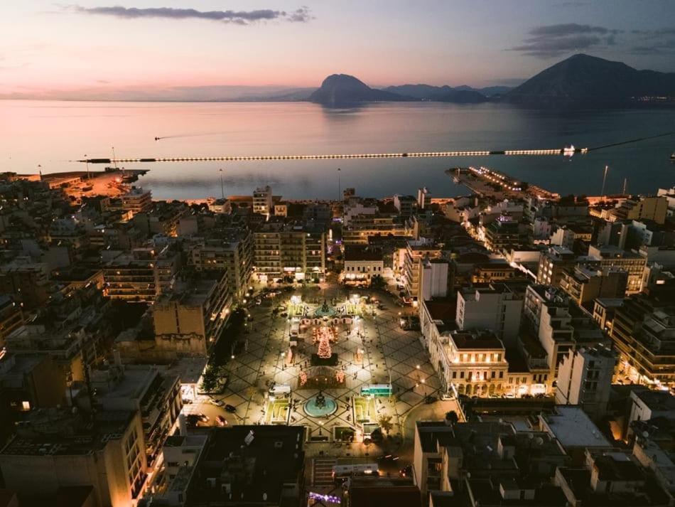 Patras Cozy Nest In The Vibrant City Center Luaran gambar